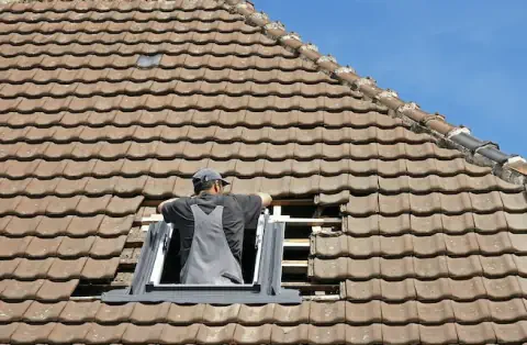 Pose de velux - Saint-Vit